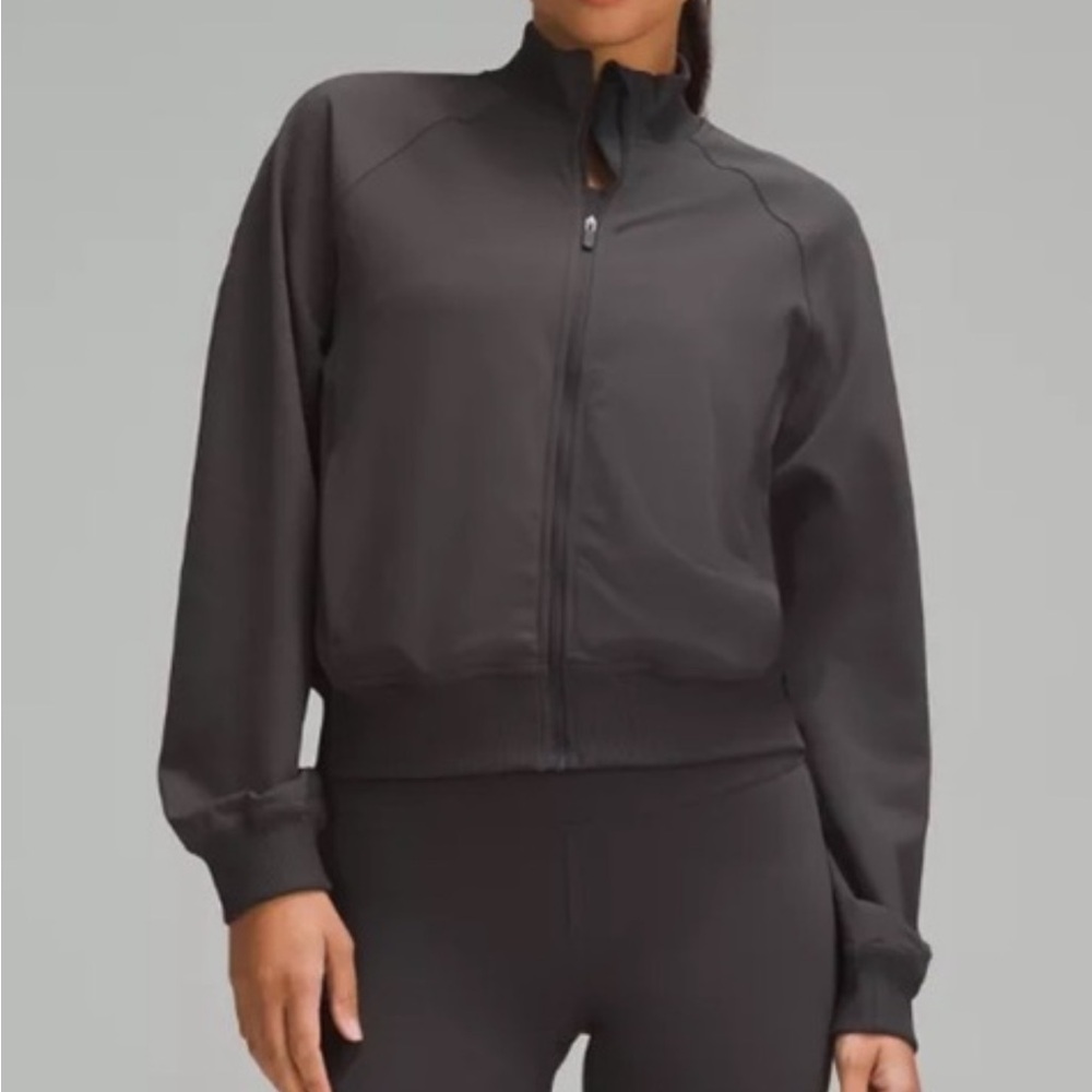 lululemon women’s Wunder Train Track Jacket - Grey